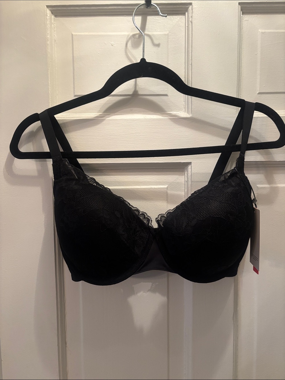 NWT Lace Full-Cup Underwire Comfort Support Bra - Black